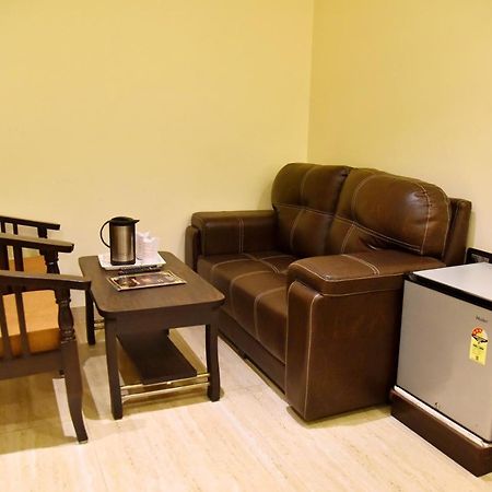 Hotel Vinayak 러크나우 외부 사진