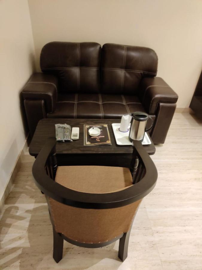 Hotel Vinayak 러크나우 외부 사진