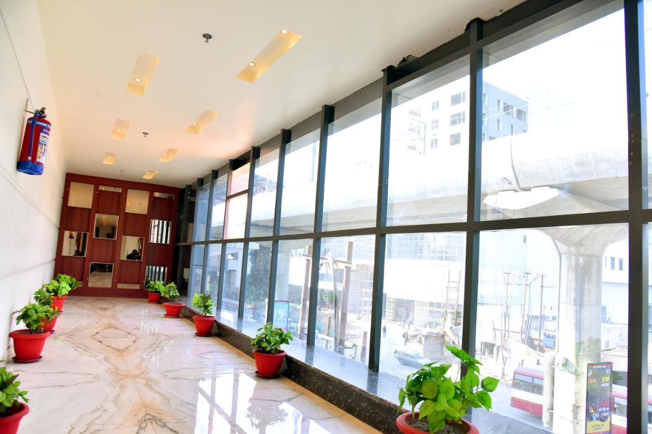 Hotel Vinayak 러크나우 외부 사진