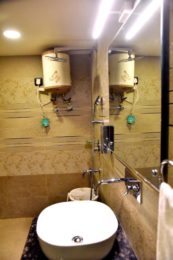 Hotel Vinayak 러크나우 외부 사진